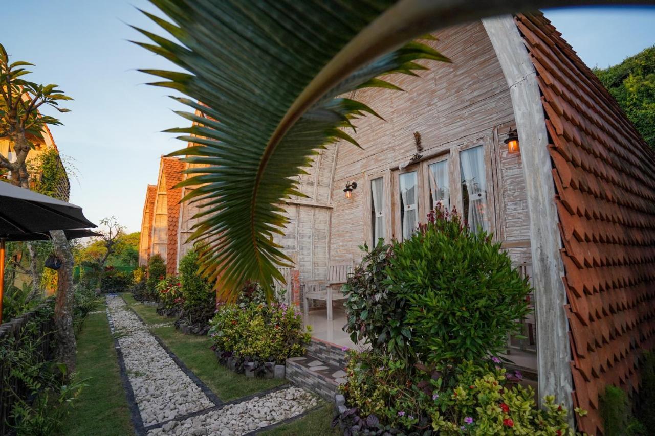 Unicorn Bungalow Batununggul ภายนอก รูปภาพ