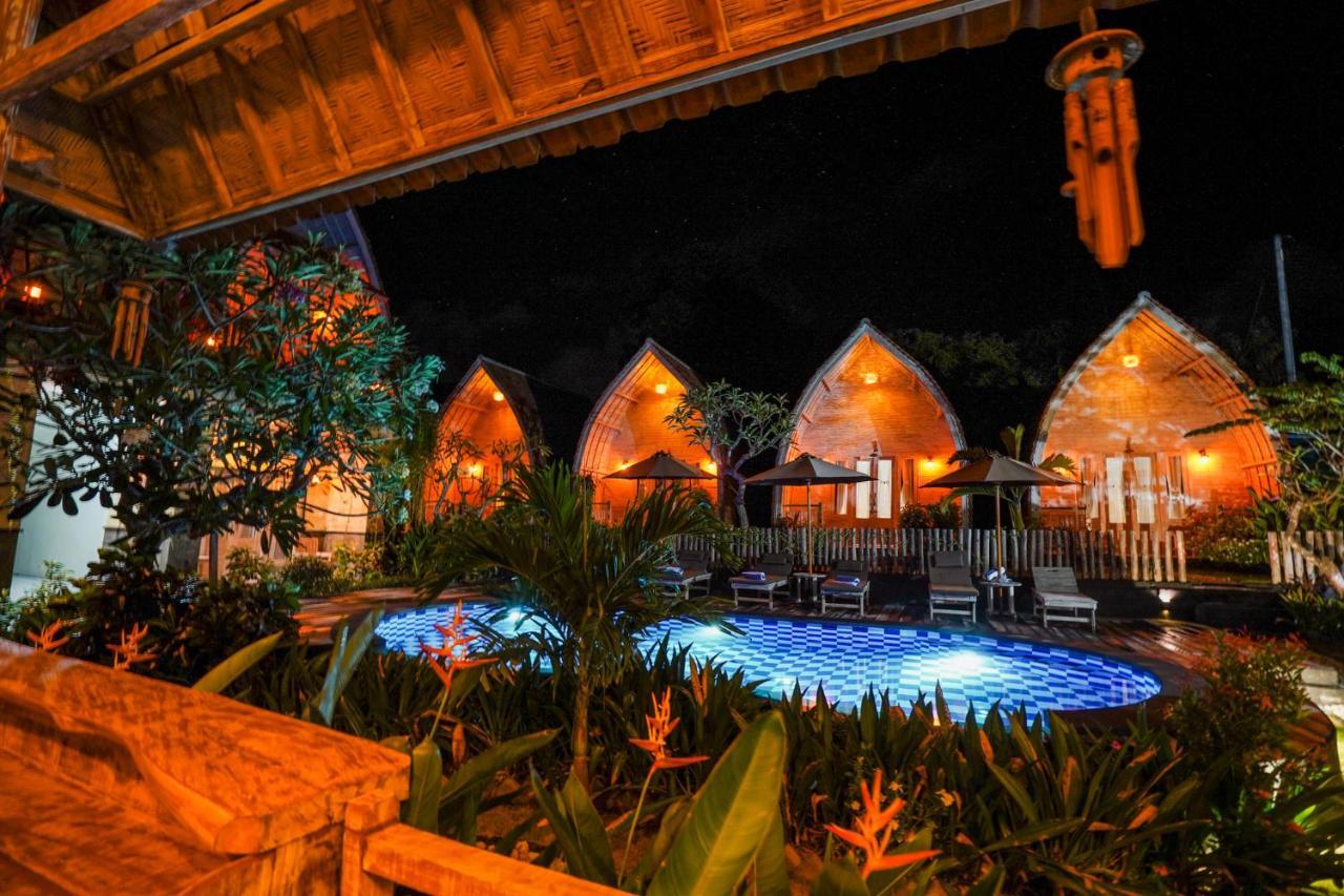 Unicorn Bungalow Batununggul ภายนอก รูปภาพ