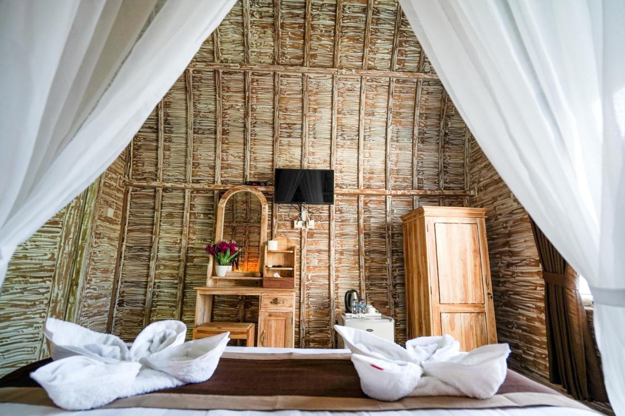Unicorn Bungalow Batununggul ภายนอก รูปภาพ