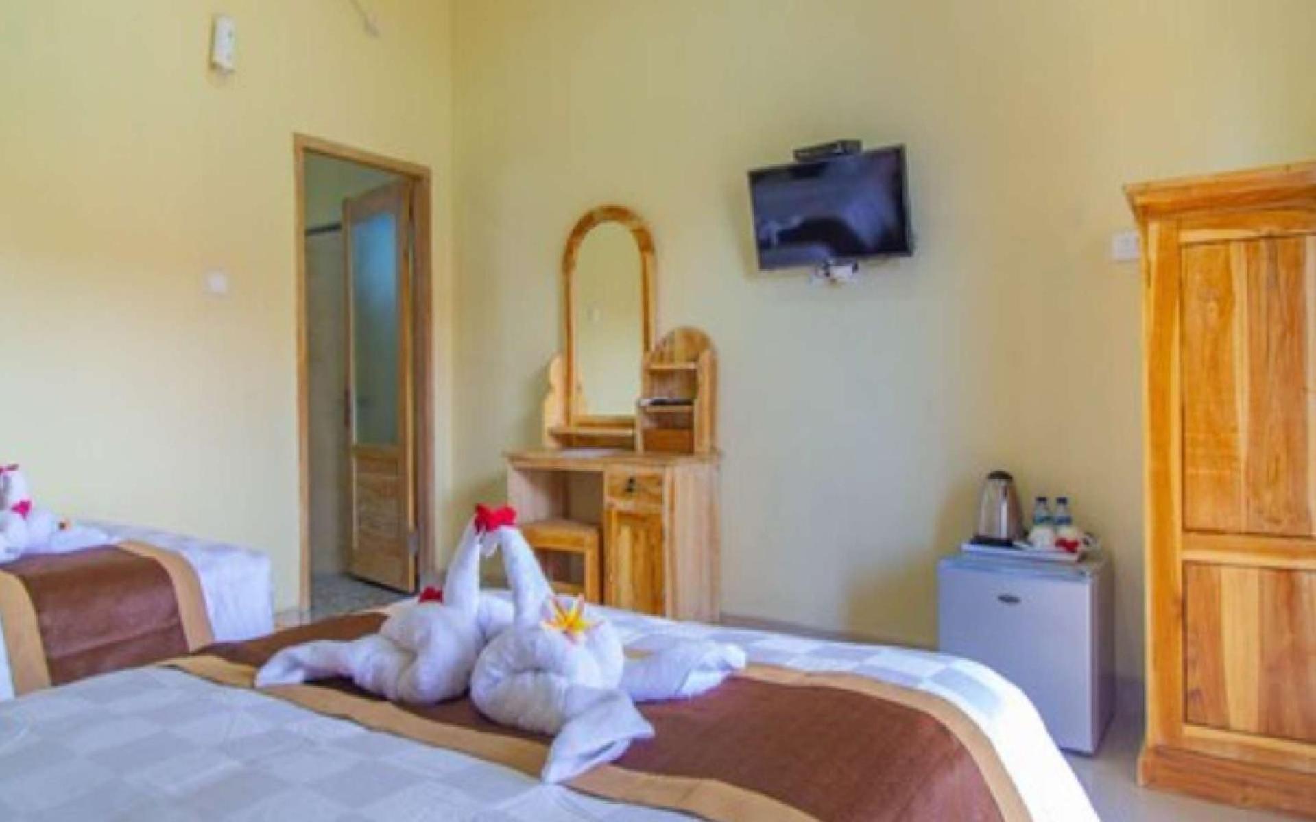 Unicorn Bungalow Batununggul ภายนอก รูปภาพ