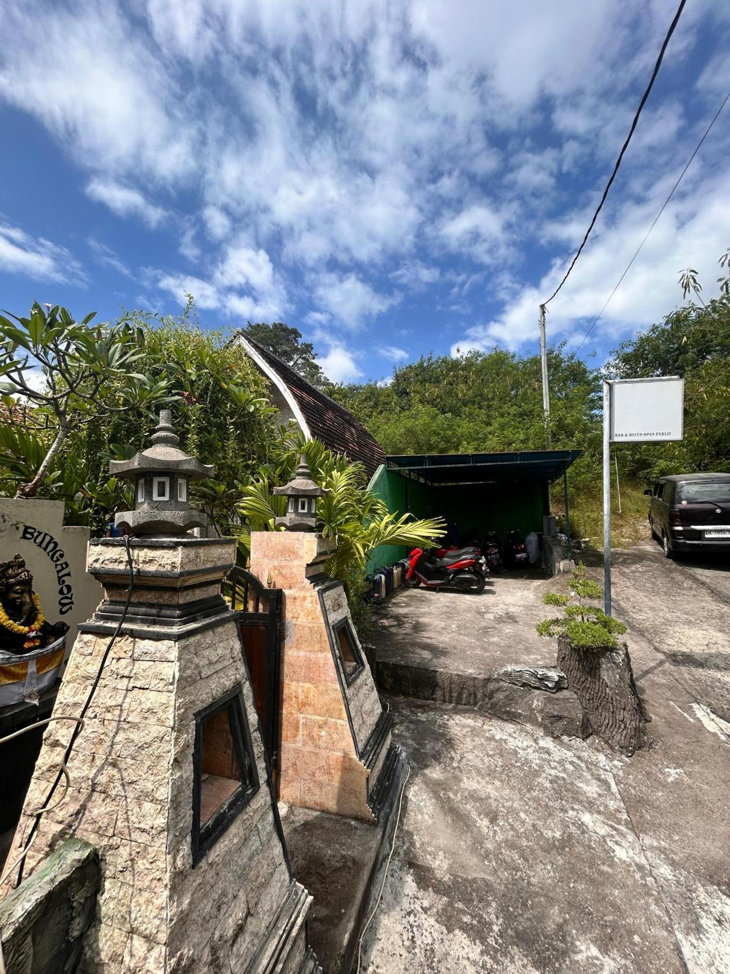 Unicorn Bungalow Batununggul ภายนอก รูปภาพ